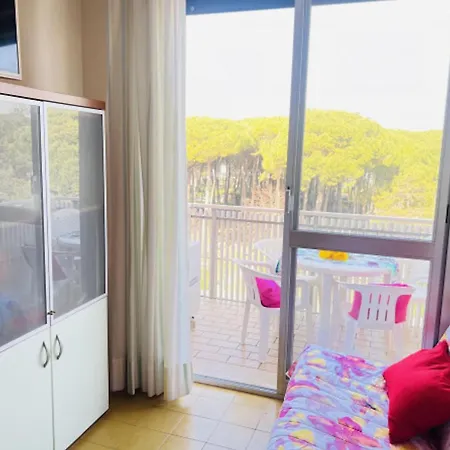 Bright With Balcony-beahost Apartmán